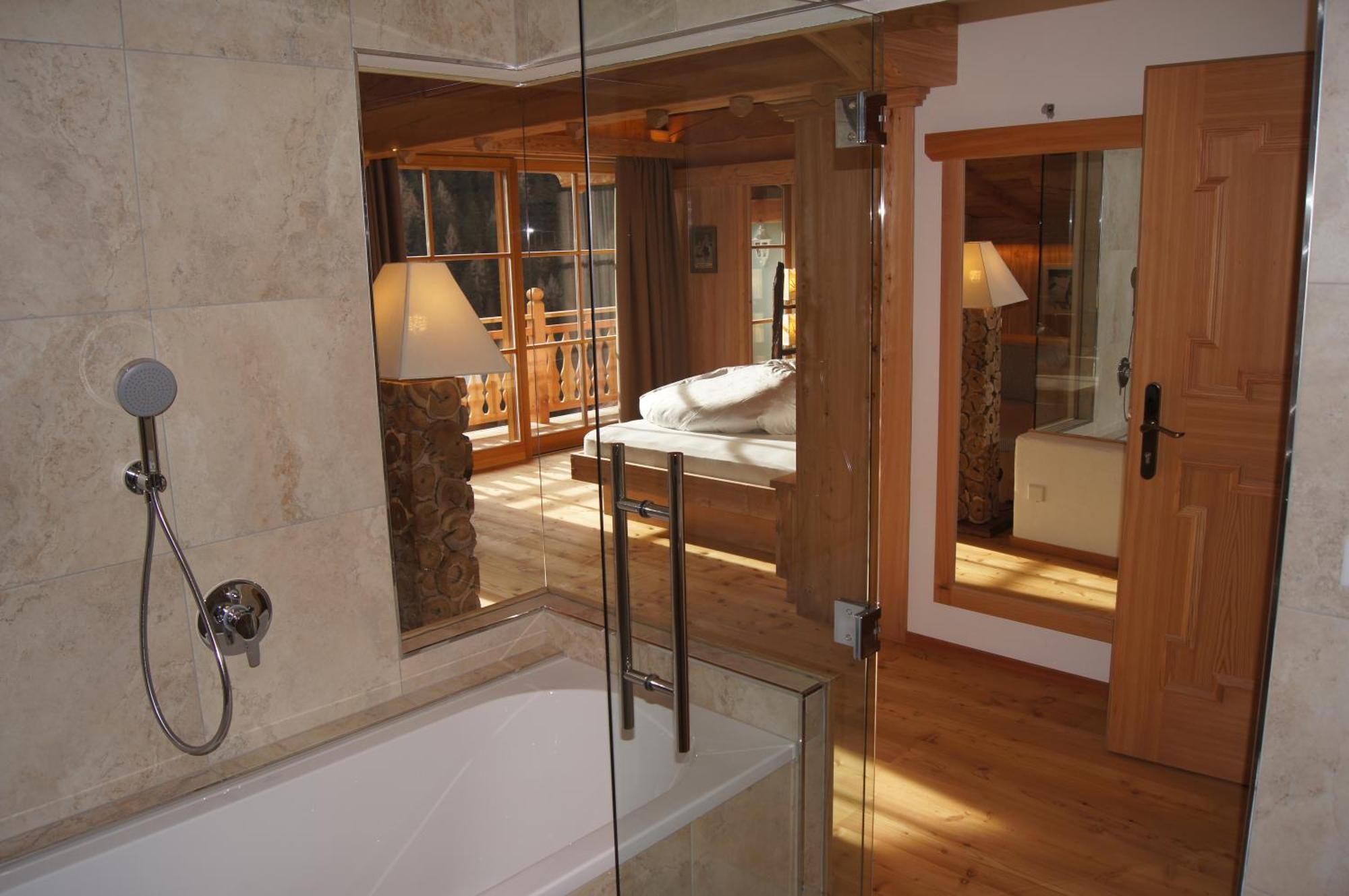 Dorfhotel Beludei Santa Cristina Val Gardena Chambre photo