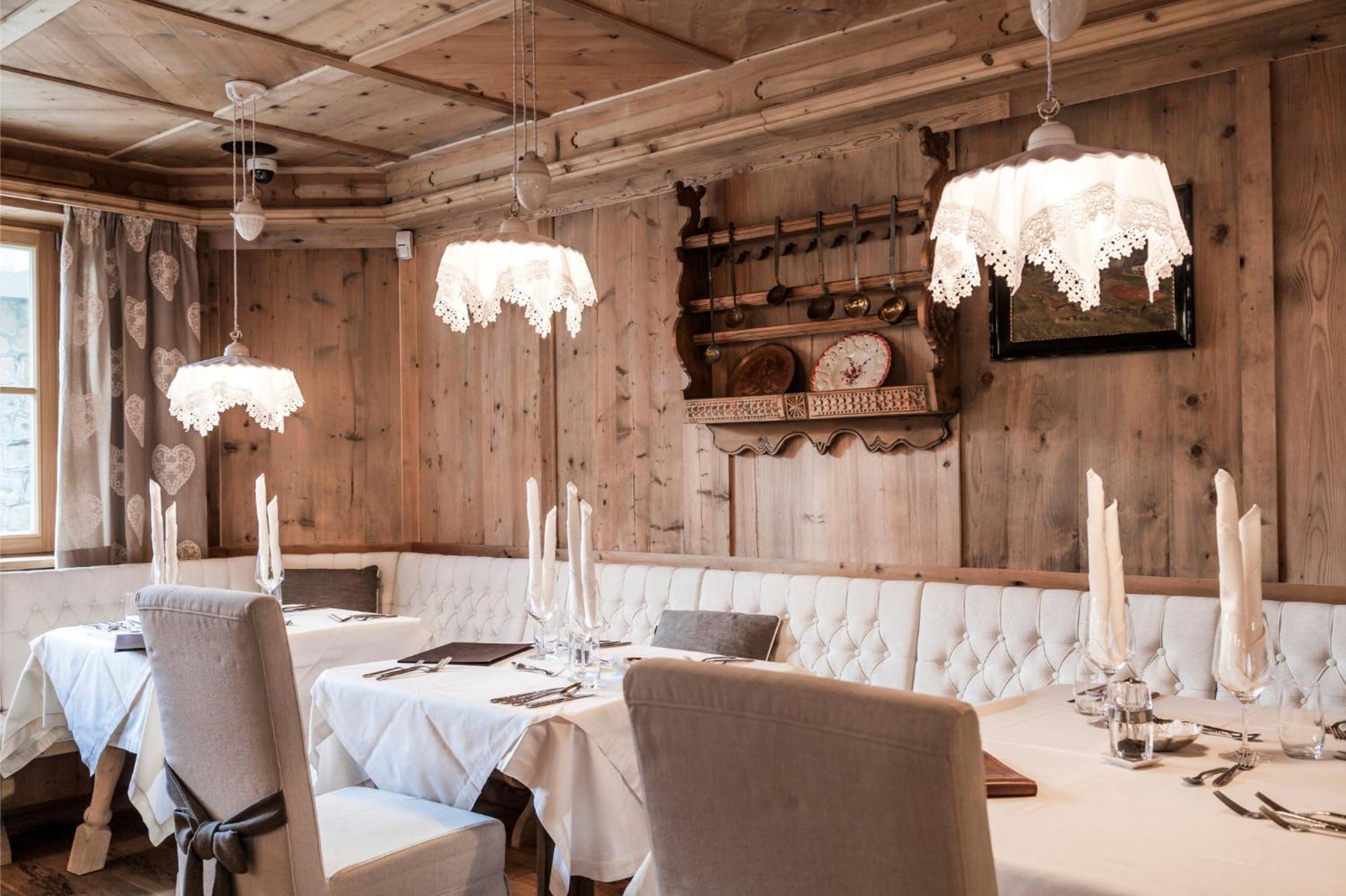 Dorfhotel Beludei Santa Cristina Val Gardena Extérieur photo