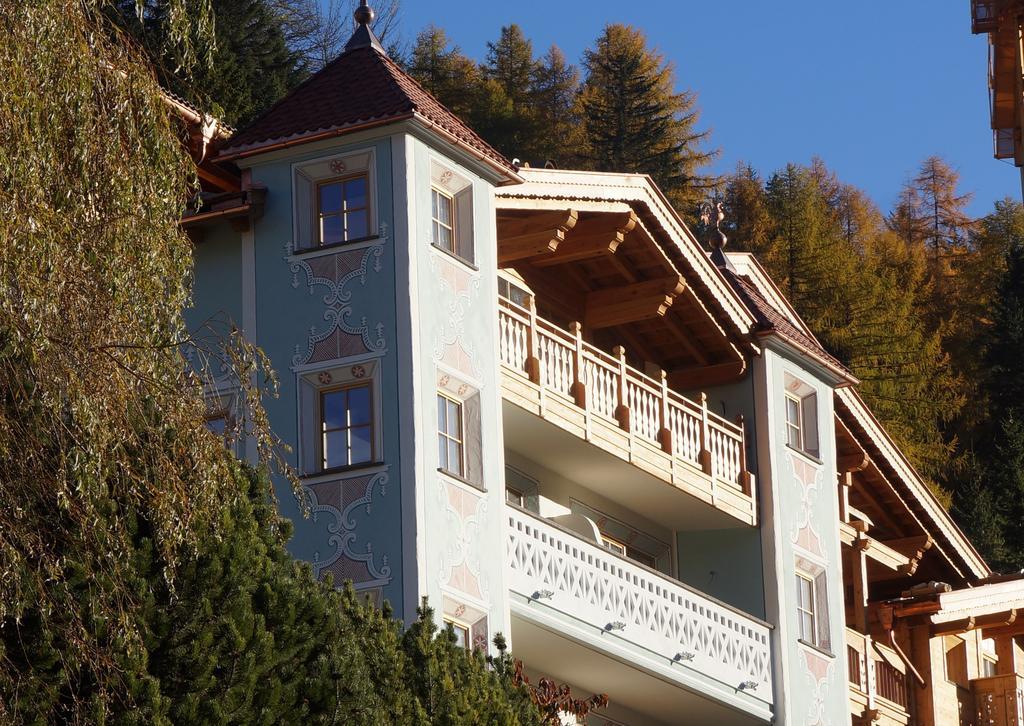 Dorfhotel Beludei Santa Cristina Val Gardena Extérieur photo
